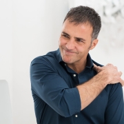 Frozen shoulder of spierverkramping - Fysiolinks